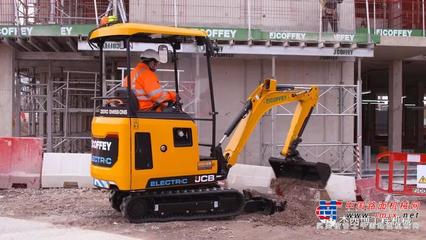 憑“零排放”實力圈粉 JCB 電動微挖19C-1E持續(xù)熱銷中